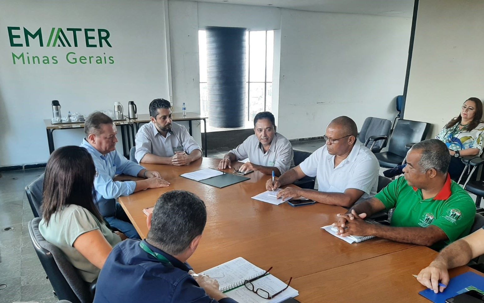 Emater-MG e Amefa querem ajudar jovens a permanecerem no campo; entenda