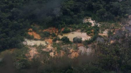 Terra Indígena Yanomami sofre com garimpo ilegal