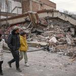 Terremoto na China mata mais de 100 pessoas