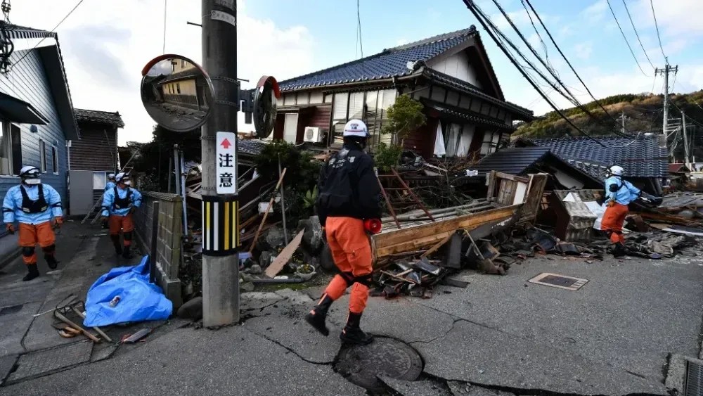 Sobe para 126 o número de mortos em terremoto no Japão
