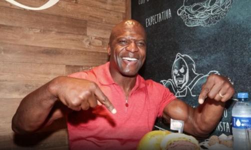Terry Crews no Mercadão de São Paulo