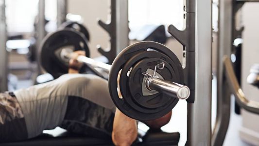 Testemunhas alegam que o treinador deixou a vítima sozinha no momento do incidente