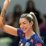 Thaisa confirma volta à Seleção Brasileira de vôlei