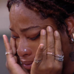 Emparedado no BBB 25, Diogo Almeida recusa pedido de Thamiris: 'Estou relaxando'