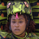 Aos prantos, Thamiris reclama de castigo do Monstro e revela fobia: 'Sufocada'