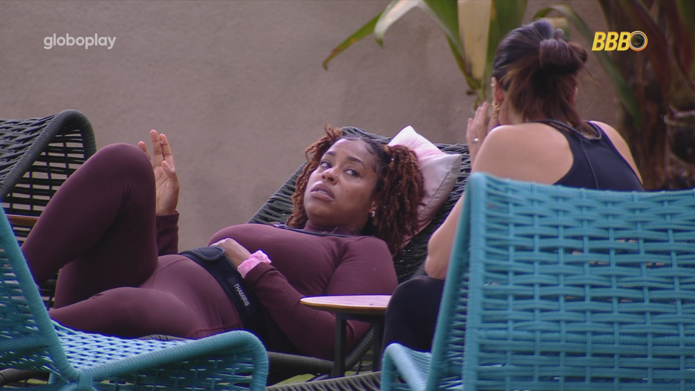 Thamiris tenta manipular Vitória e sugere alvos para o Paredão do BBB 25