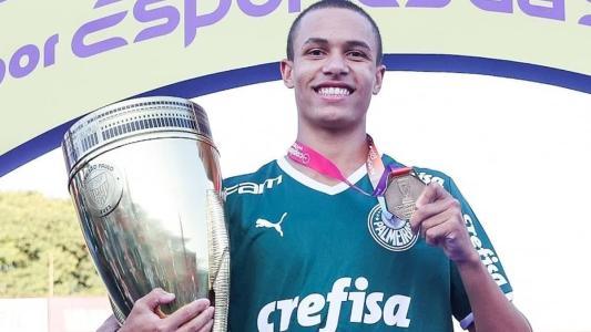 Thauan, atacante do Palmeiras Sub-20, classificou a temporada do clube como 'quase perfeita'
