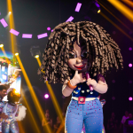 Quem saiu do The Masked Singer hoje? Saiba quem era Penha