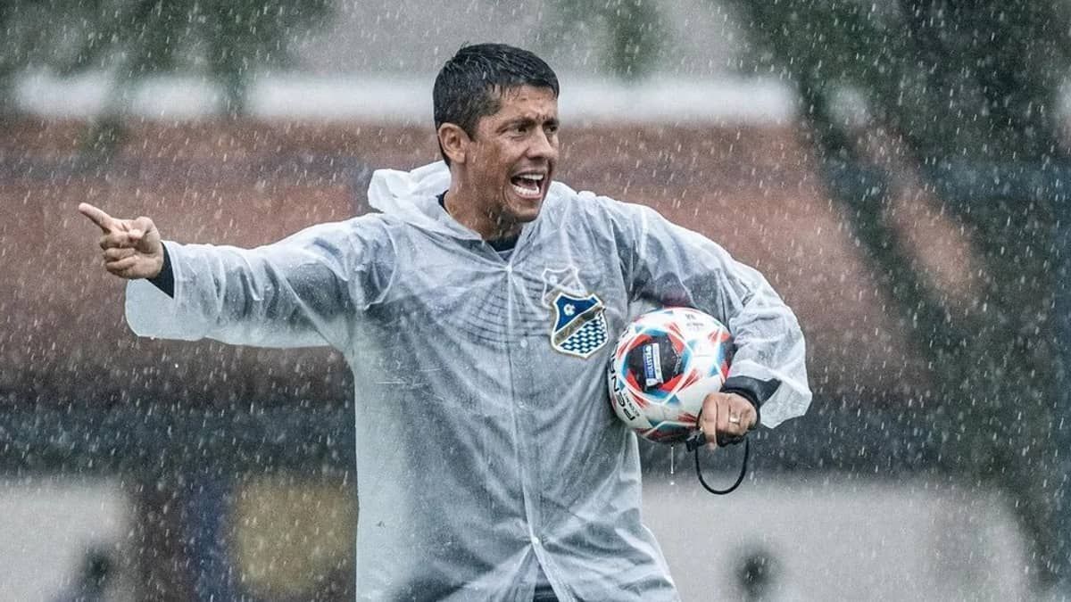 Água Santa teme perder jogadores para final contra o Palmeiras; entenda
