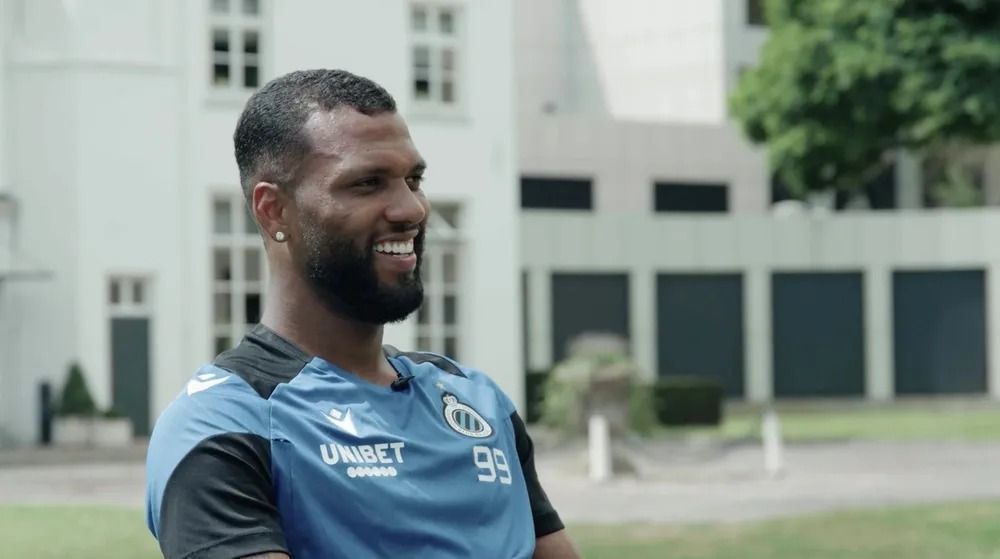 Artilheiro na Europa se declara ao Cruzeiro e sonha com retorno ao clube