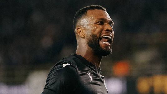 Thiago fez um dos gols do Club Burgge nesta quinta (31)