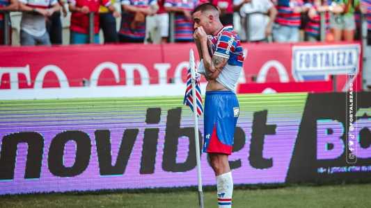 Thiago Galhardo vai a campo, nesta quinta-feira, pelo Fortaleza pela Copa Sul-Americana