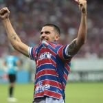 Fortaleza x Atlético: Thiago Galhardo vê confronto direto pelo G4 do Brasileiro