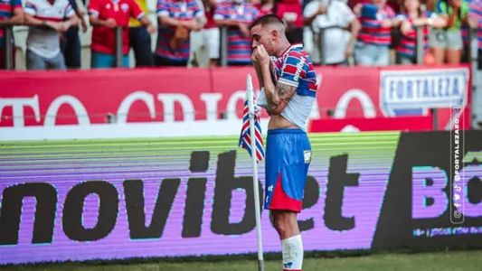 Thiago Galhardo comemora gol contra o Fluminense; atacante perde jogos machucado