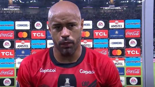 Thiago Heleno afirma que Athletico não segurou a pressão do Atlético