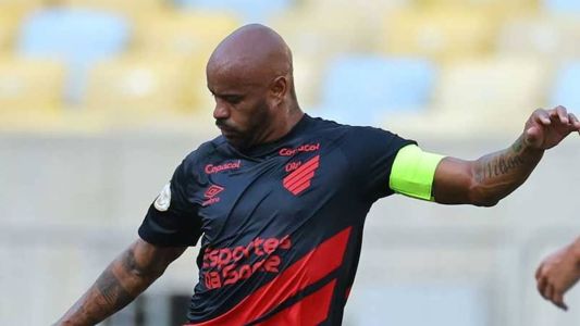 Thiago Heleno, zagueiro do Athletico-PR