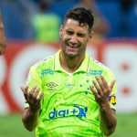Thiago Neves revela maior arrependimento no Cruzeiro: 'Que loucura eu fiz'