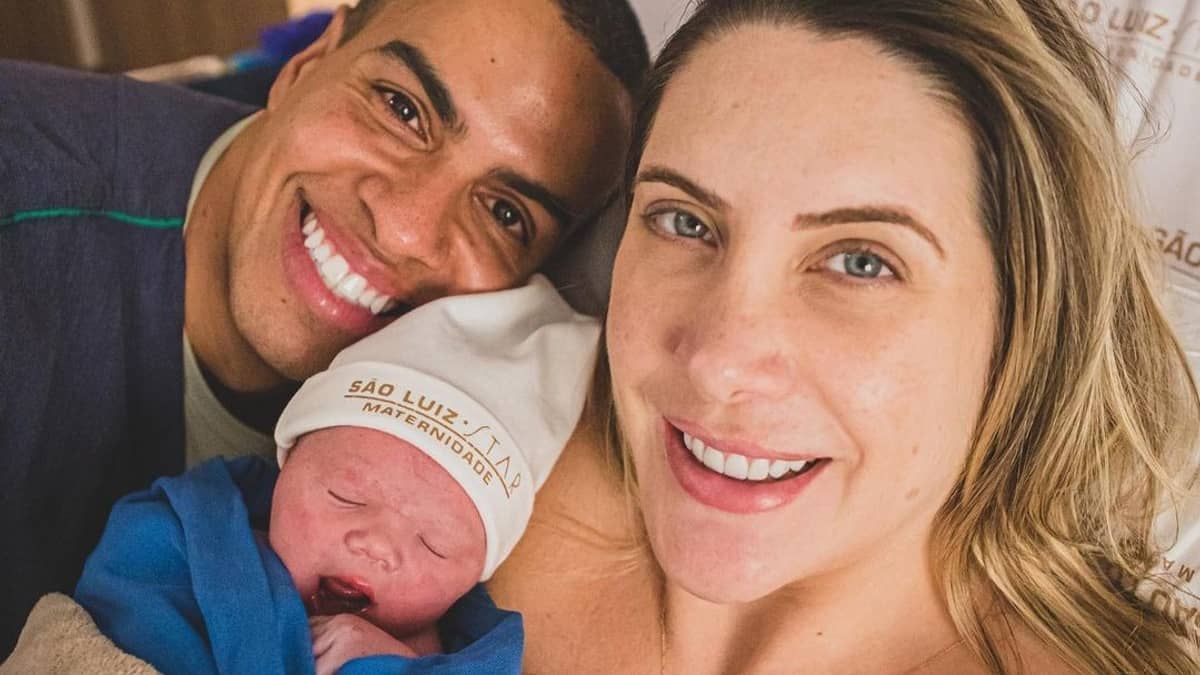 Nasce primeira filha de Thiago Oliveira, apresentador cotado para substituir Manoel Soares no 'Encontro' 