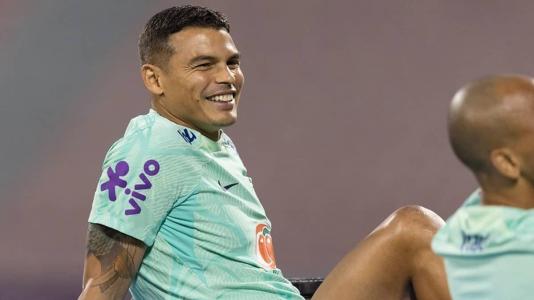 Thiago Silva durante treinamento da Seleção Brasileira no Catar