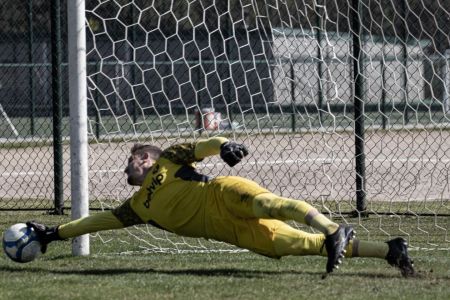 Thiago Couto durante treino do Sport
