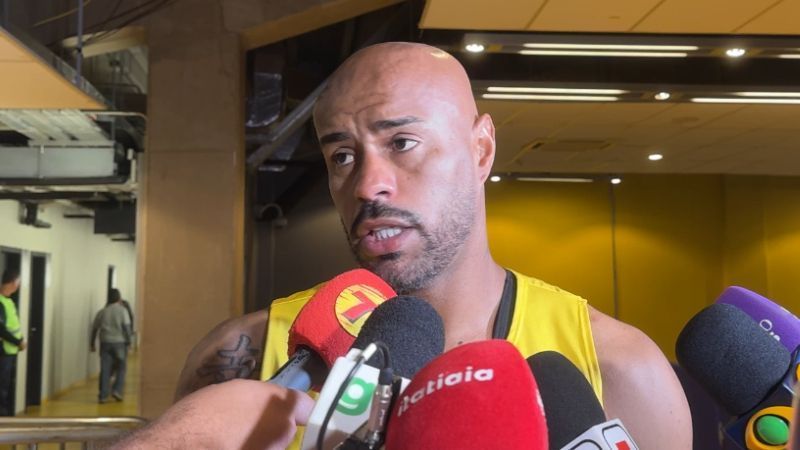 Thiago Heleno dispara contra Cuca por saída do Athletico-PR: 'Pulou do barco'
