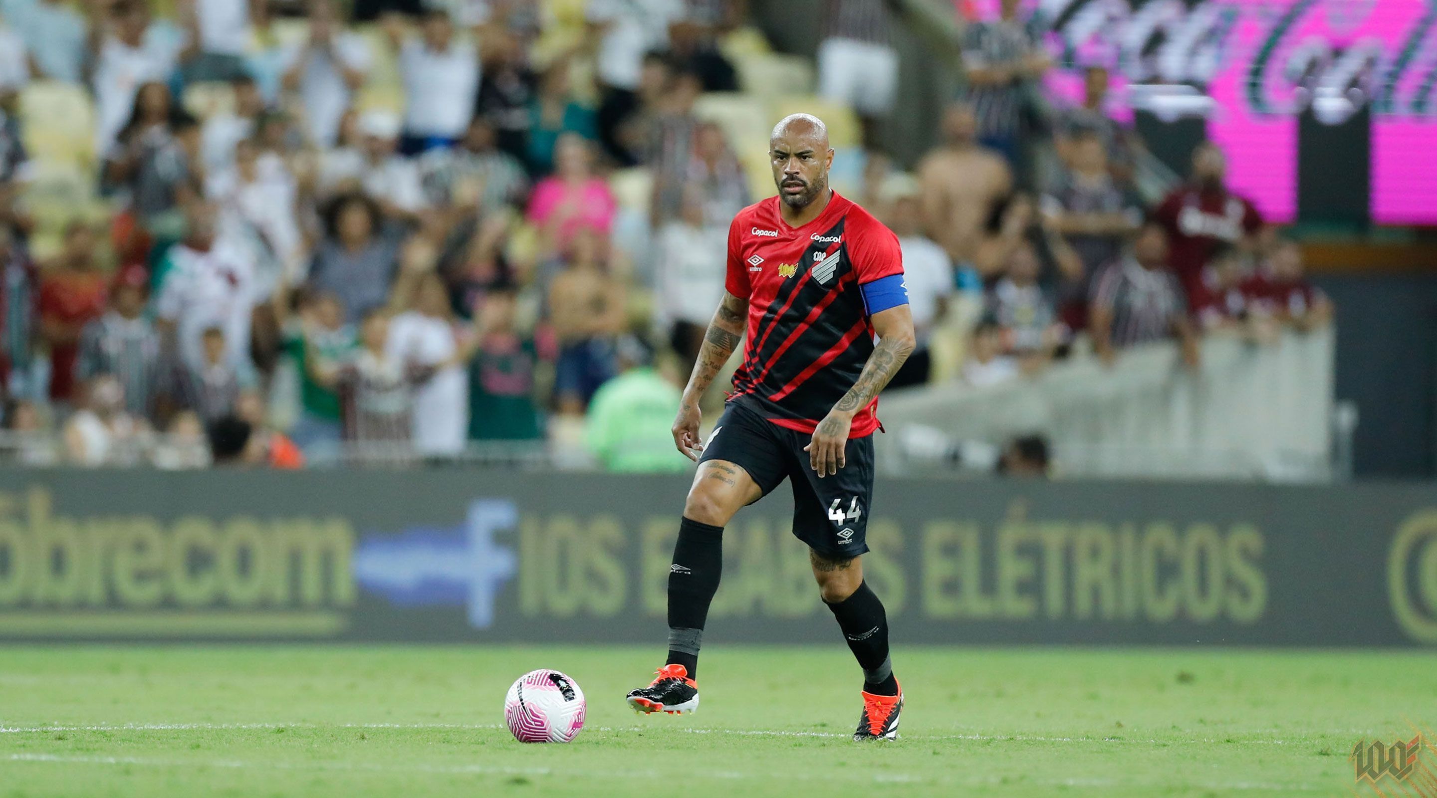 Saiba os detalhes do contrato de Thiago Heleno, ex-Athletico, com o Paysandu