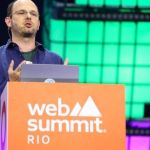 Copilot: robô programa jogos inteiros em minutos