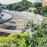 Ladrão pula no Ribeirão Arrudas, em BH, para fugir da polícia, mas acaba preso