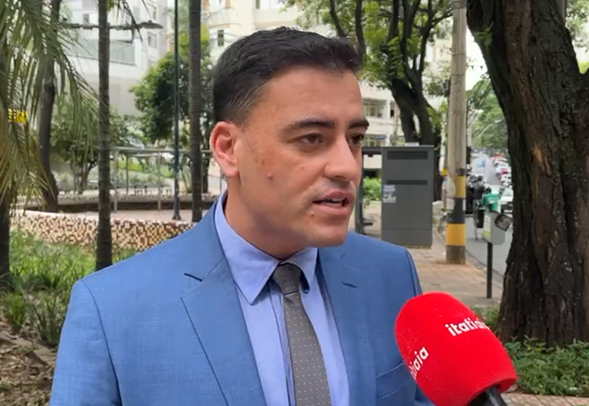 Defesa de meia do Corinthians nega existência de crime em morte de jovem: 'Sexo consentido'