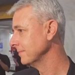 Tiago Nunes desembarca no Rio e mostra confiança em título do Botafogo