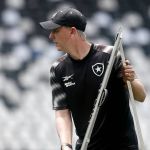 Botafogo terá mudanças no meio de campo para enfrentar o Cruzeiro