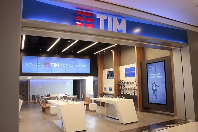 TIM anuncia 145 vagas de estágio com bolsas de até R$ 1,7 mil e smartphones