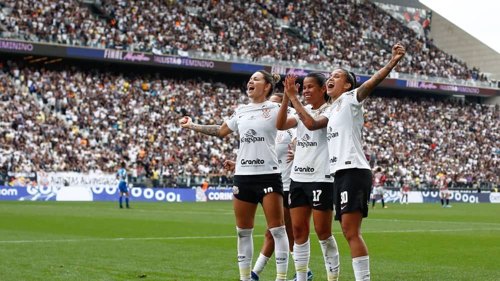 Equipe feminina do Corinthians termina 2023 com mais títulos do que derrotas