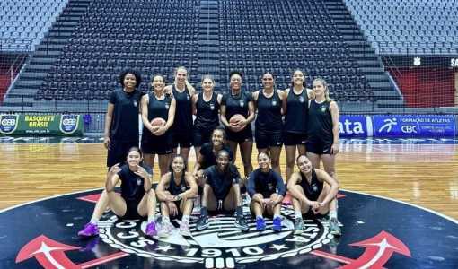 Seleção Brasileira Feminina durante treino no Corinthians antes da Copa América de 2025