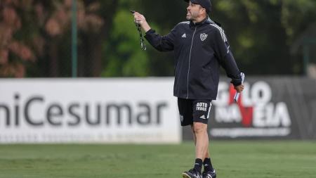 Time de Eduardo Coudet faz a partida mais importante do ano até agora nesta quarta (15)