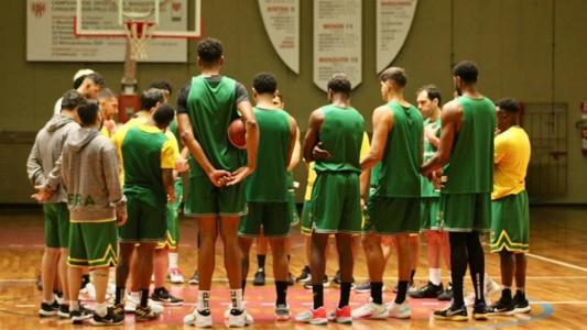 Time do Brasil durante atividade no Sírio, em São Paulo; grupo viaja para Melbourne, Austrália, na próxima segunda-feira (7)