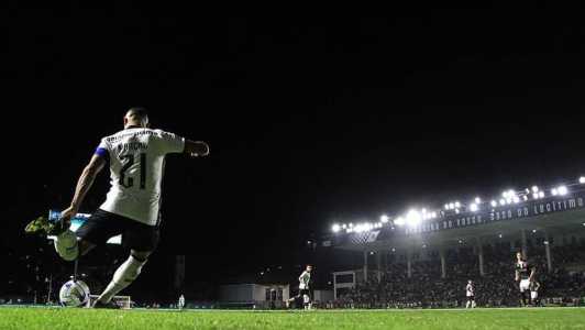 Time foi superado pelo Vasco em São Januário