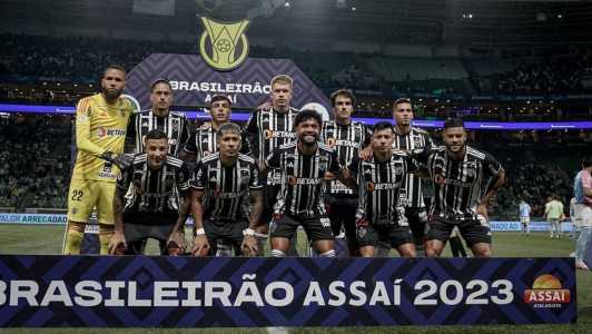 Time titular do Atlético em partida contra o Palmeiras, no Allianz Parque, pelo Campeonato Brasileiro