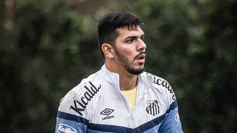 Santos x Coritiba: veja escalações do duelo pelo Campeonato Brasileiro