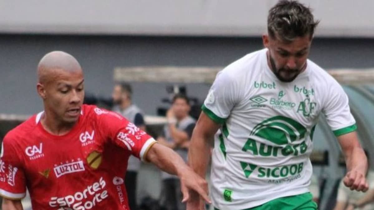 Chapecoense empata com Vila Nova e segue na zona de rebaixamento da Série B