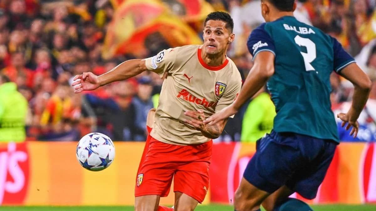 Champions League: Gabriel Jesus marca, mas Arsenal é superado de virada pelo Lens