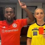 Halloween: Tinga usa fantasia alusiva a pênalti não marcado em 2005