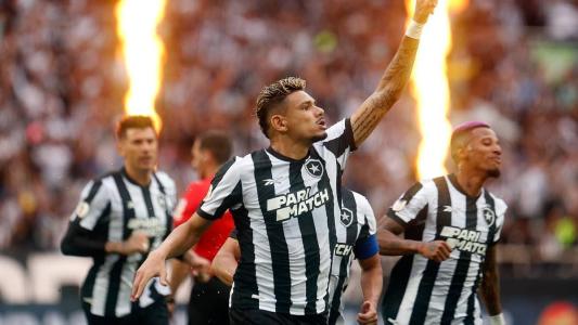 Tiquinho marcou mais dois gols e chegou aos 13 no Brasileiro