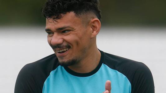 Tiquinho Soares é o artilheiro do Campeonato Brasileiro, com dez gols