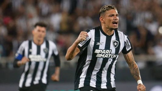 Tiquinho Soares marcou o gol da vitória do Botafogo sobre o Guaraní