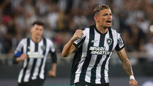 Tiquinho Soares marcou o gol da vitória do Botafogo sobre o Guaraní