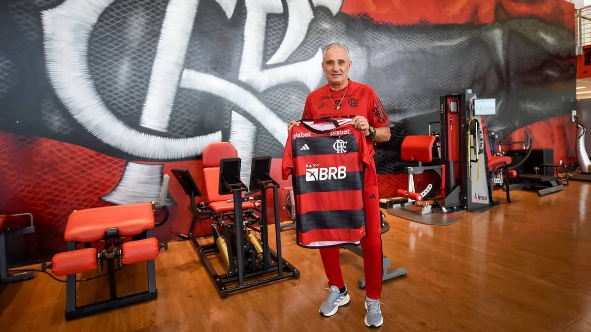 Tite conhece CT e comanda primeiro treino no Flamengo: Agora compete a nós'