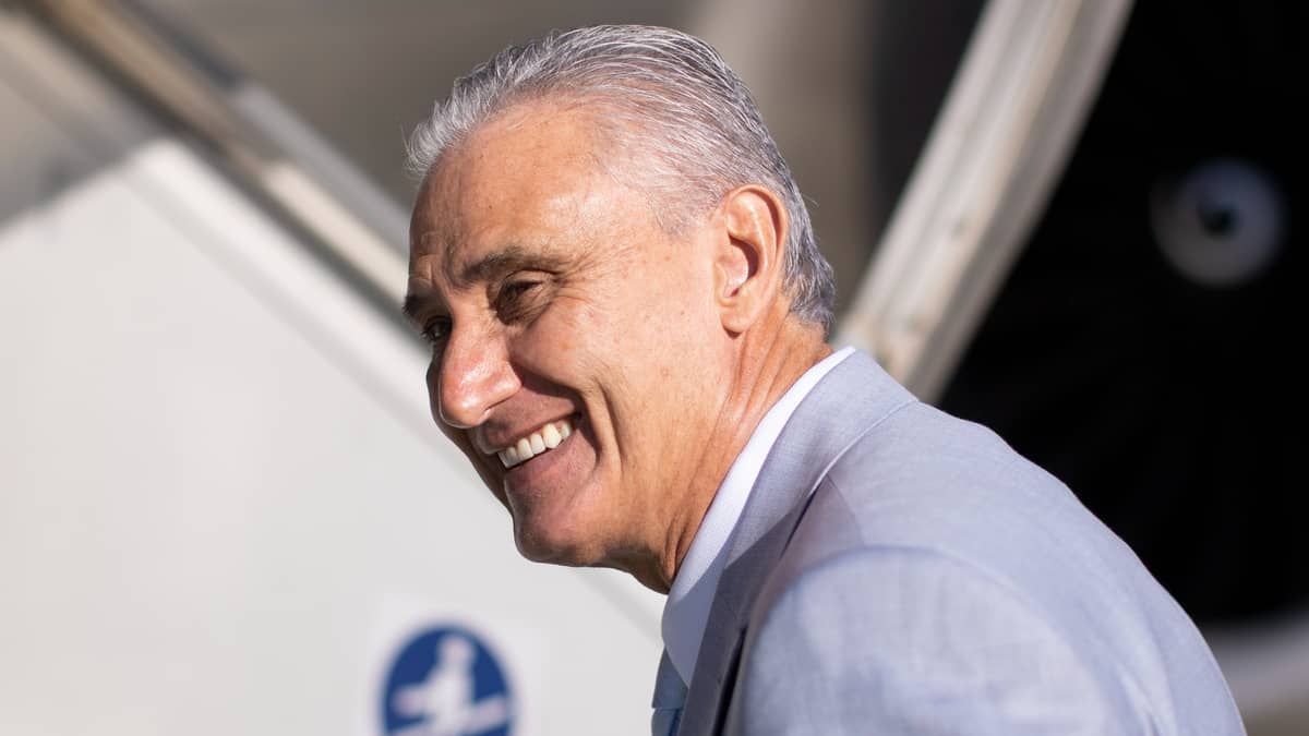 Marcos Braz confirma acerto com Tite: 'O Flamengo está muito feliz'