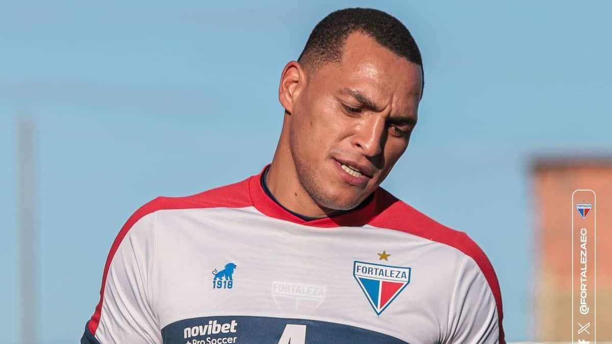 Fortaleza perde zagueiro para enfrentar o Inter pelo Brasileiro