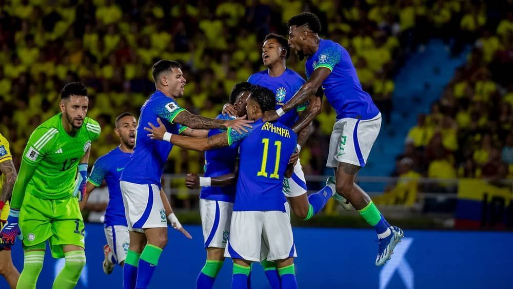 Titular da Seleção Brasileira revela que acompanha jogos do Atlético 